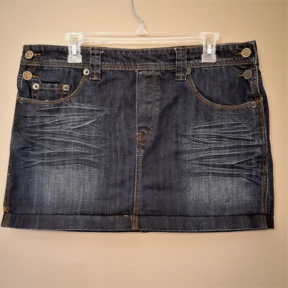 TIN HAUL Co Jean Skirt Women Distressed Size 30 Size M-L - Picture 8 of 9